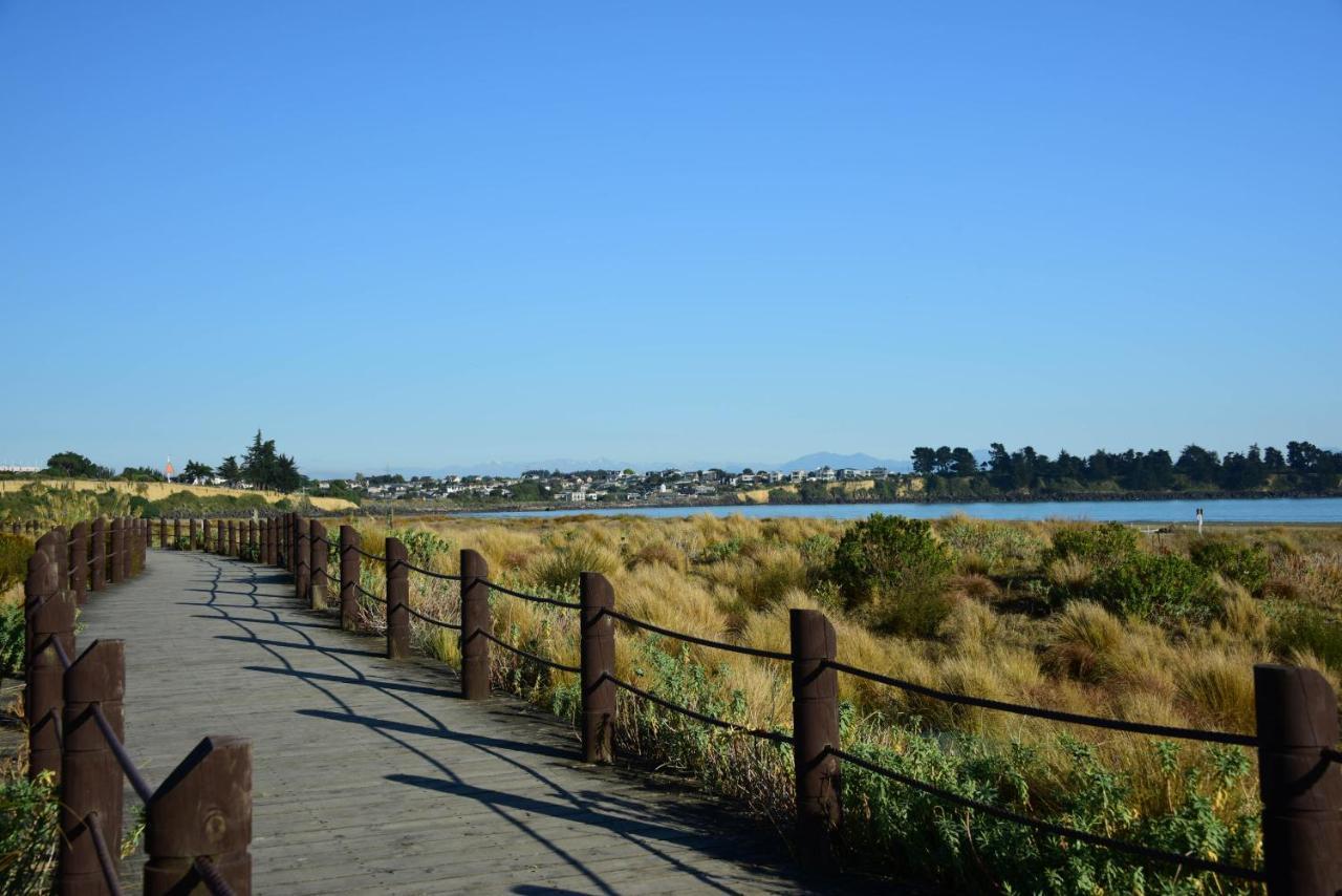 The Ocean Breeze Cbd Bed and Breakfast Timaru Exteriör bild